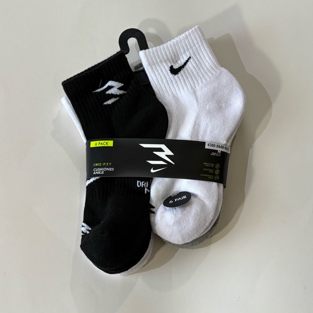 Nike DRI-FIT 3BRAND Athletic Cushioned Quarter Cut Ankle Socks black white gray